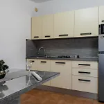 Sostaric Apartmán *