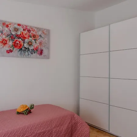 Sostaric Appartement *