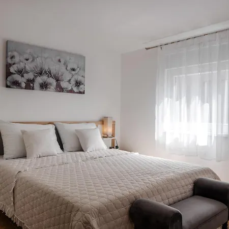 Apartment Sostaric