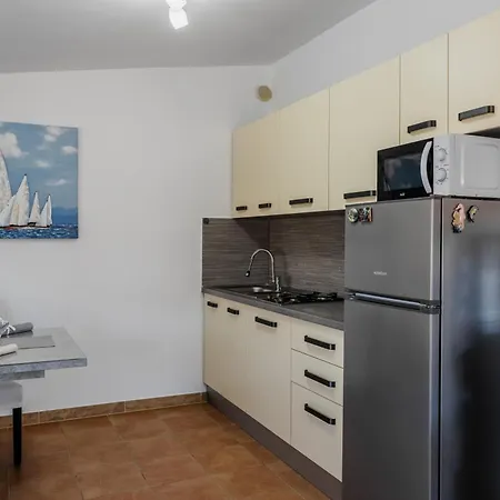 Sostaric Apartmán Vir